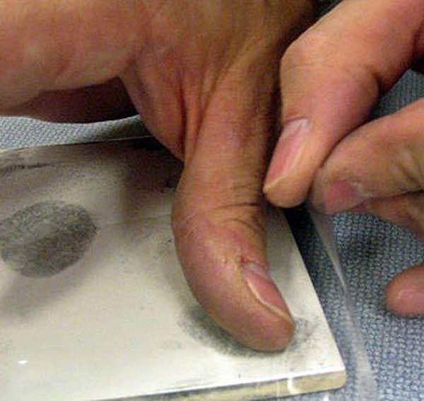 Learning to lift fingerprints