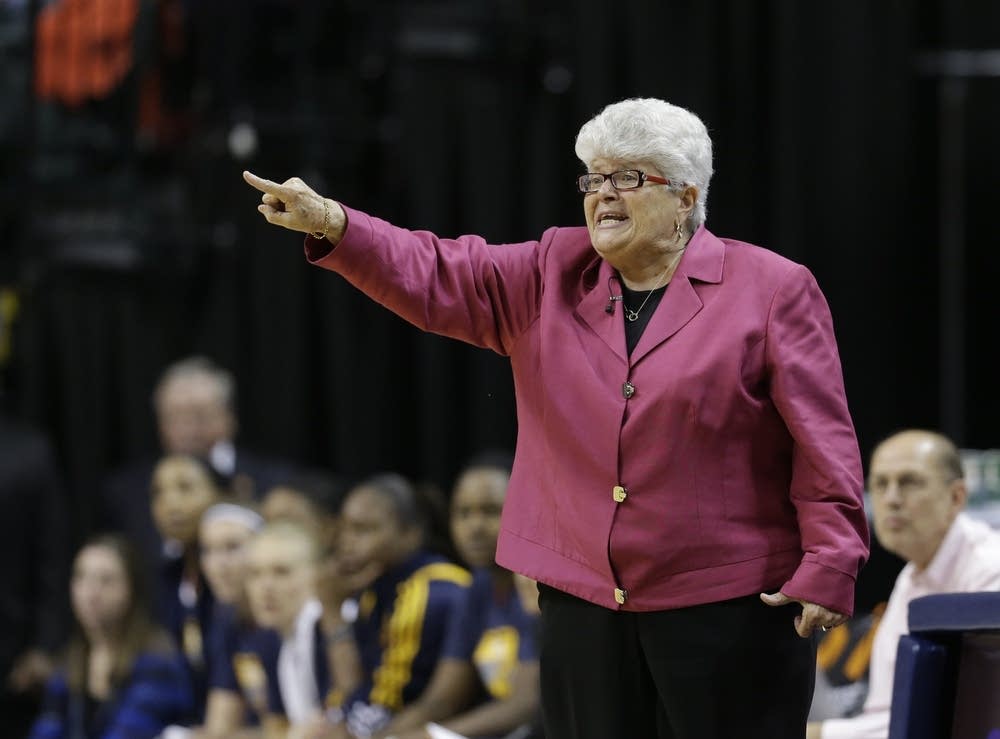 Lin Dunn