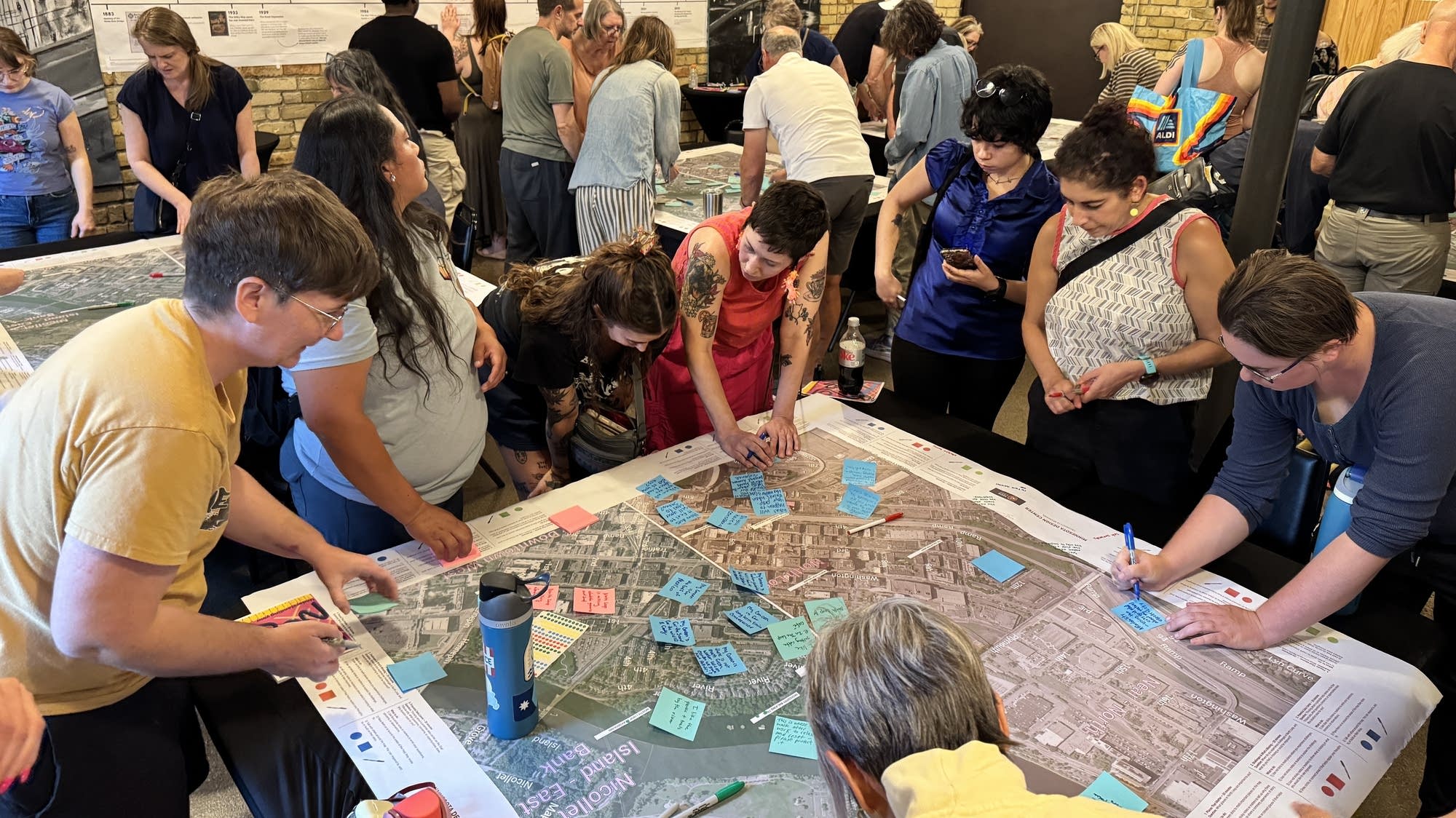 North Loop Minneapolis residents discuss proposed data center project ...