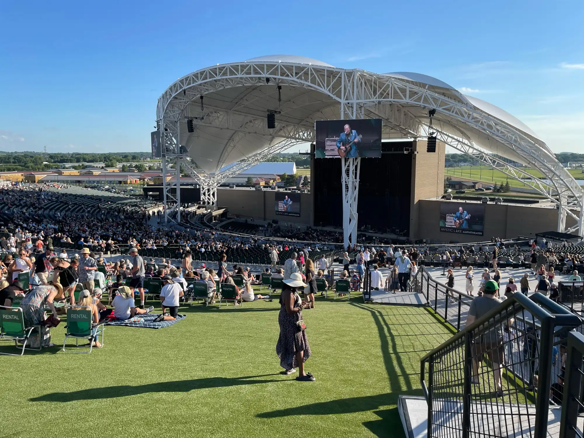 Recap: Bob Dylan lets his band shine at Mystic Lake Amphitheater