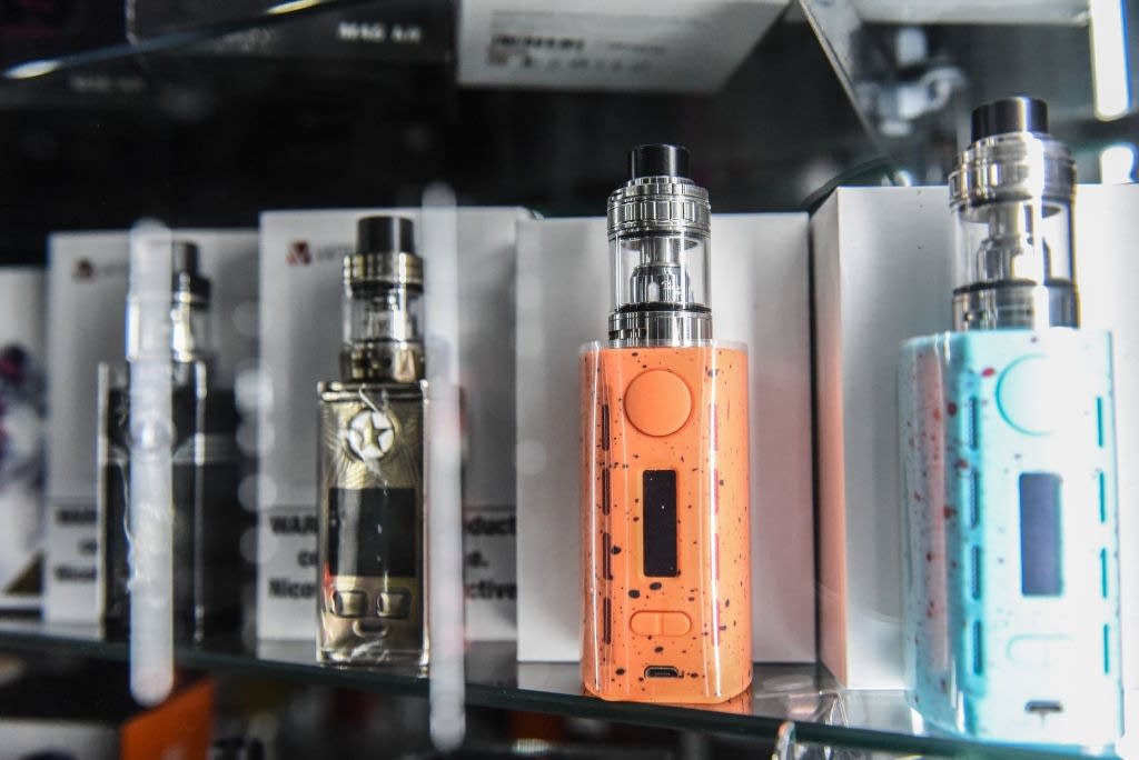 Minneapolis to increase price of e-cigarettes | MPR News