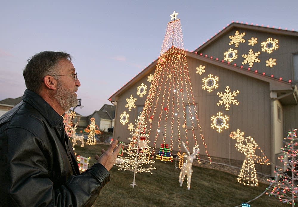 Holiday lights