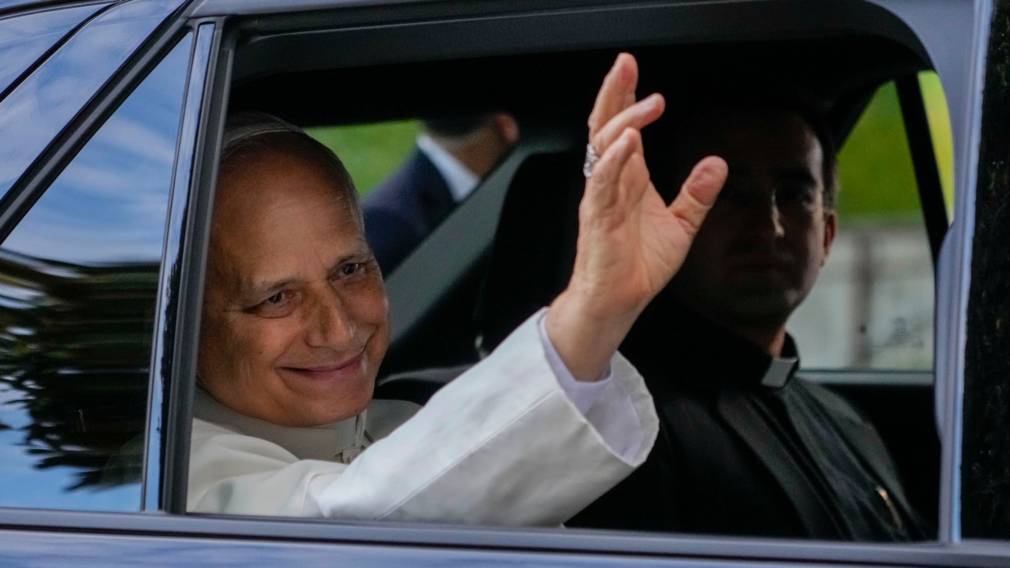 Pope Leo returns to the Vatican 4 days after lung cancer surgery