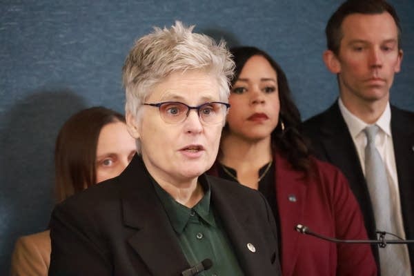 Hennepin County Attorney seeks public tips in probe of alleged federal agent misconduct