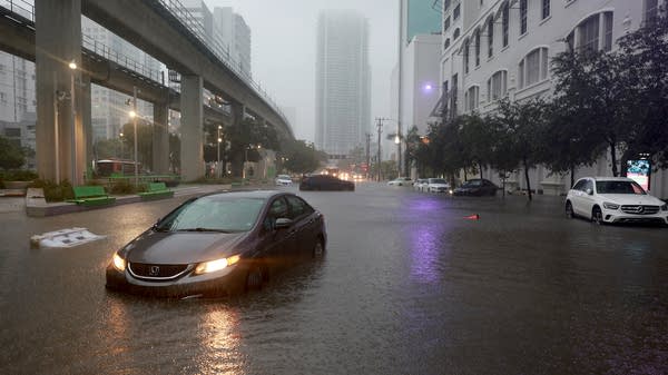 Flood-prone areas are losing residents
