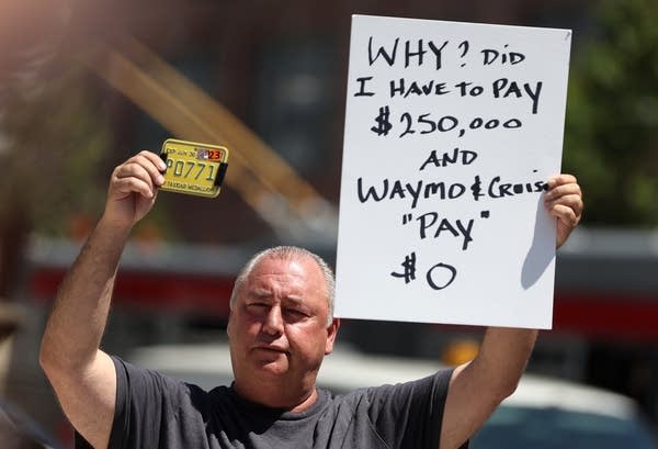 A possible U-turn for driverless cars?