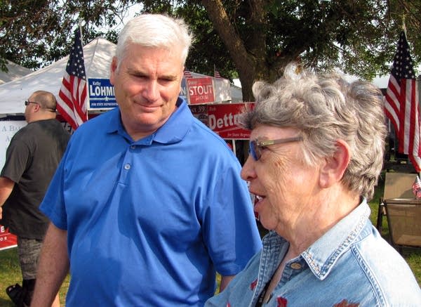 Tom Emmer spoke with supporter Joyce  Welander