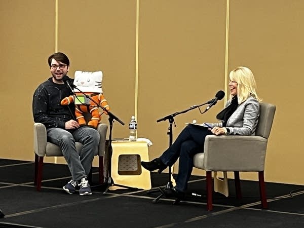 Drew Brockington takes fans into 'meowter' space at Talking Volumes