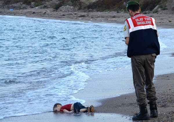 Could photo of a boy in Aleppo prolong the war?