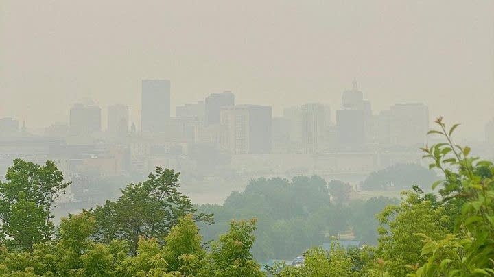 Very unhealthy air; relief Thursday for northern Minnesota - Vimarsana News