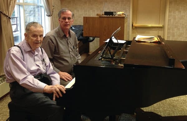 Bloomington music man, 101, revives his love songs from 1930s