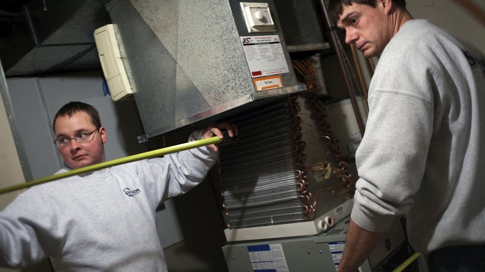 Contractors working to beat deadline as energy efficiency tax credits