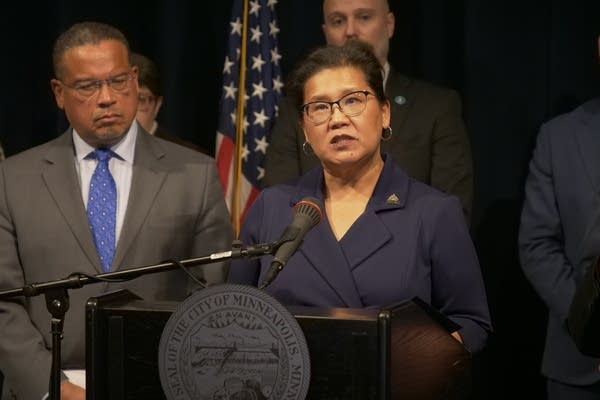 St. Paul Mayor Her addresses challenges in city in week 7 of immigration enforcement