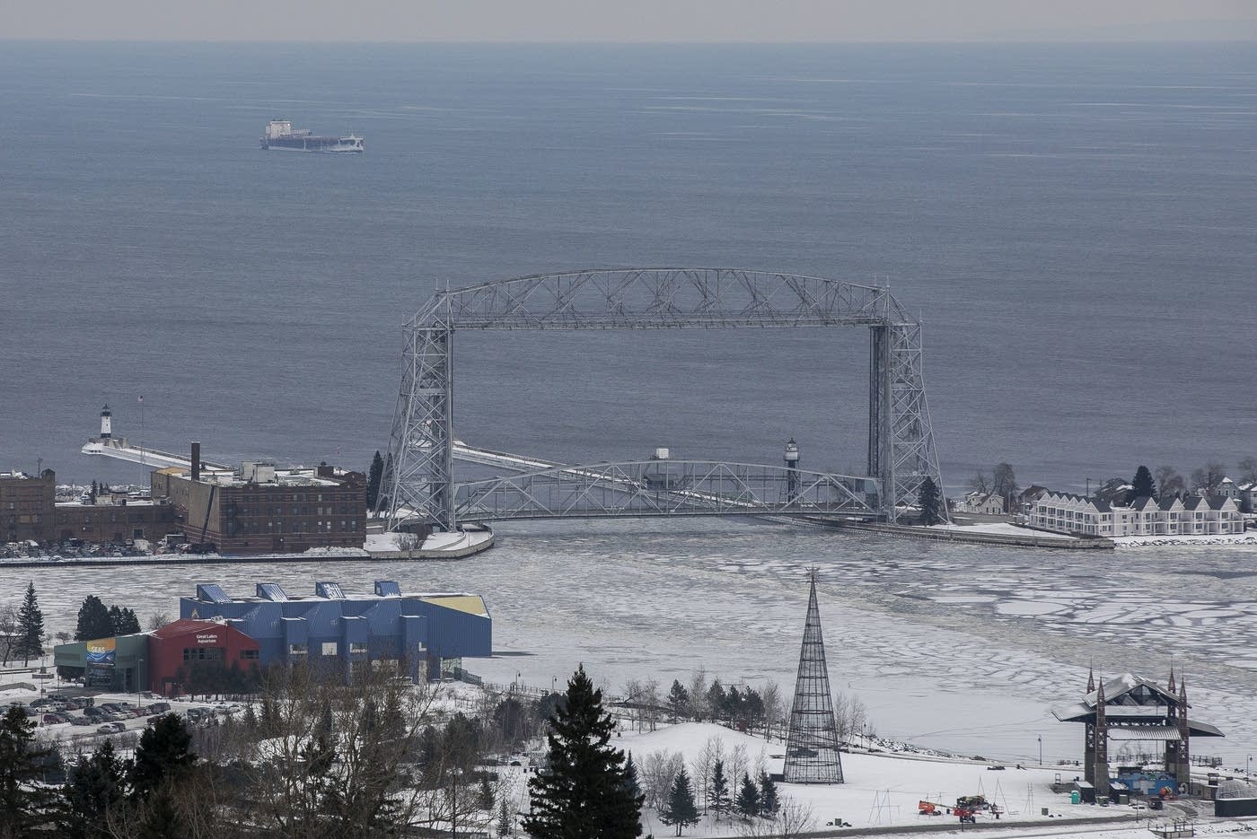 Frigid temps lead to fleet of ships anchored offshore in Duluth | MPR News Frigid temps lead to fleet of ships anchored offshore in Duluth | MPR News