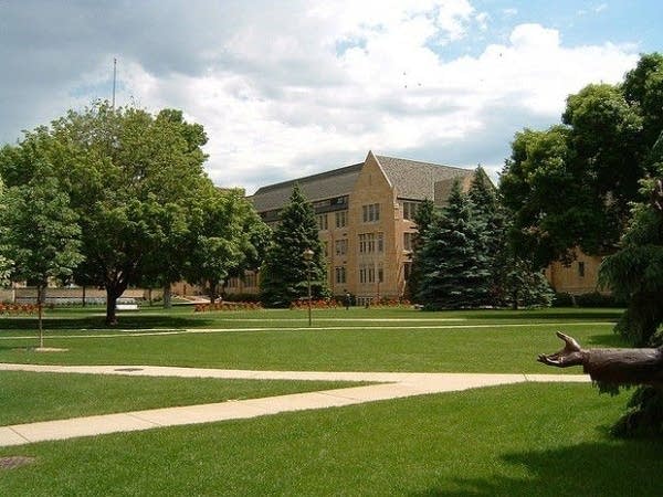 Are there too many Tommies in West Summit houses?