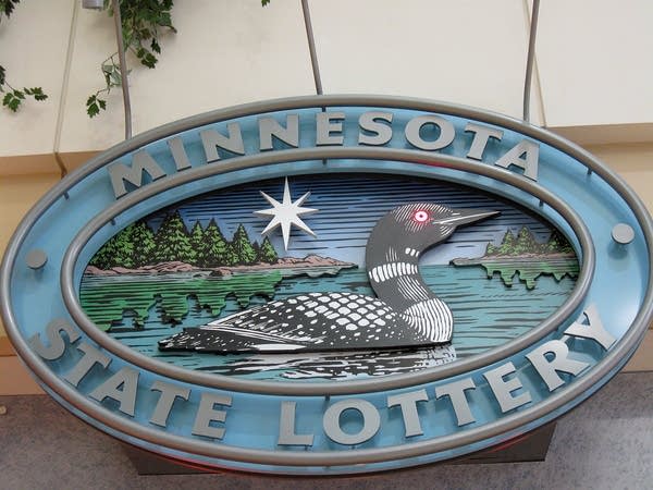 Luck be a loon: 2 Minnesotans each win $1M in New Year's Day lottery game