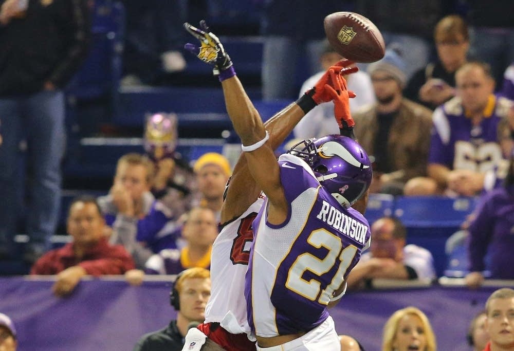 Tampa Bay Buccaneers v Minnesota Vikings