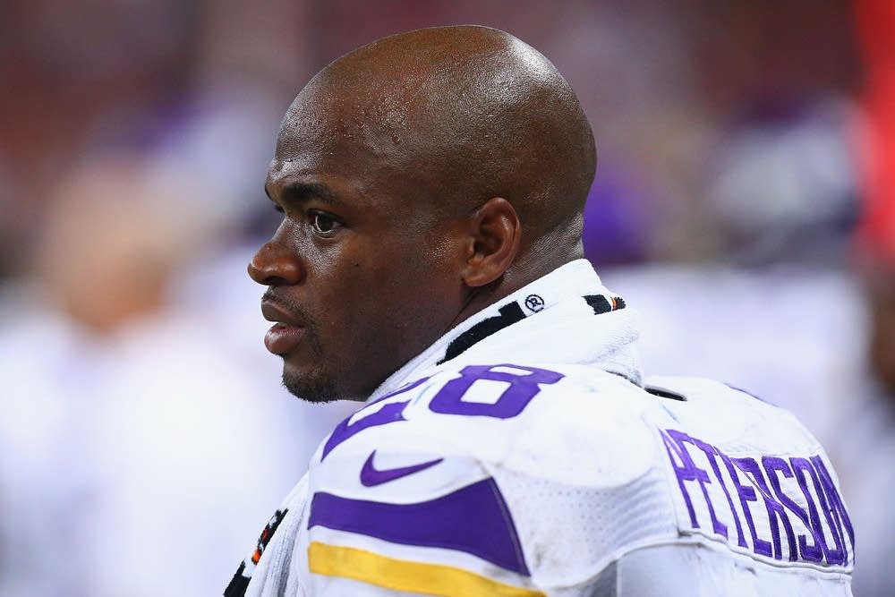Vikings running back Adrian Peterson