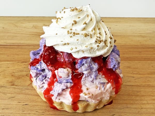 Strawberry Ube Sundae Tart