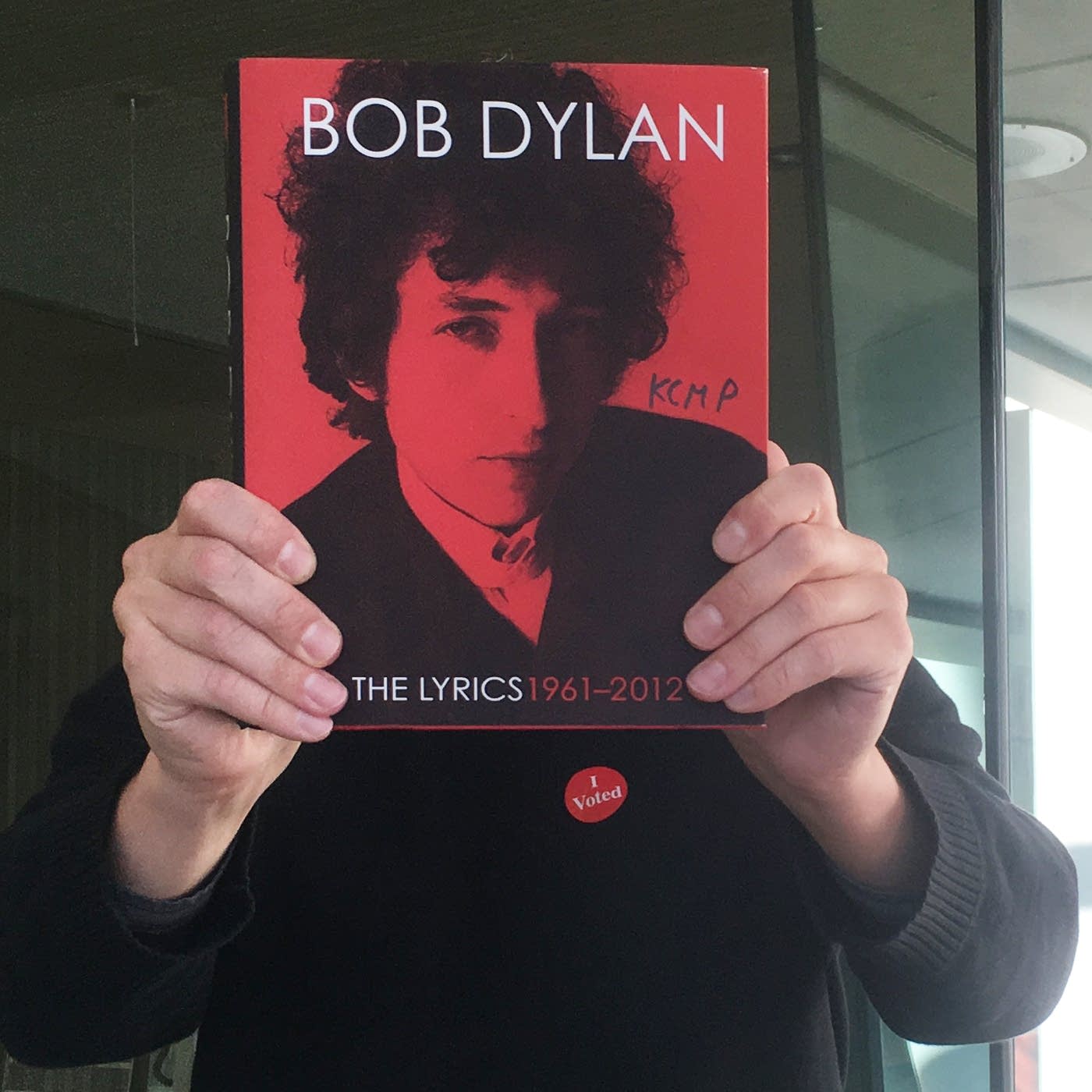 The Current's Rock and Roll Book Club: Bob Dylan's 'Lyrics