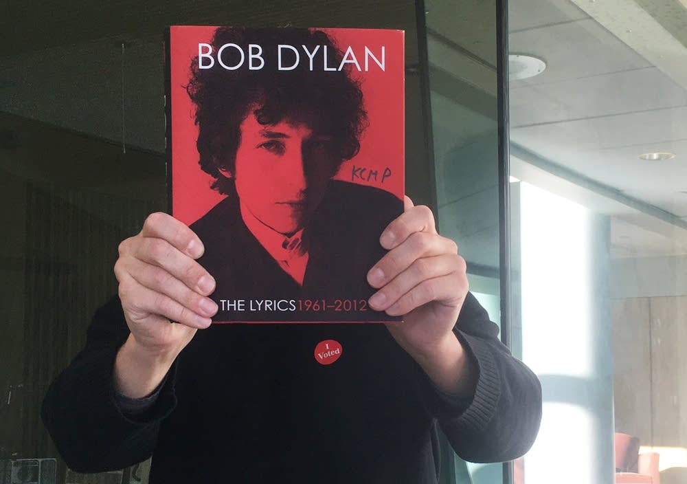 cfcbb2-20161108-bob-dylan-