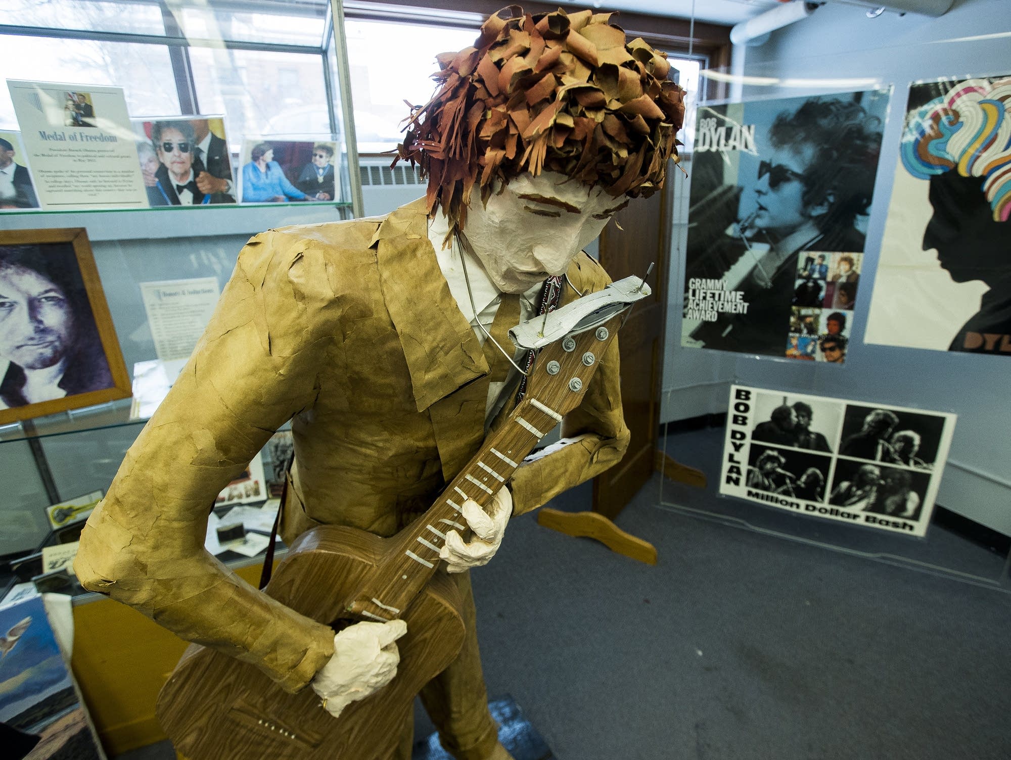 Paper mache Bob Dylan