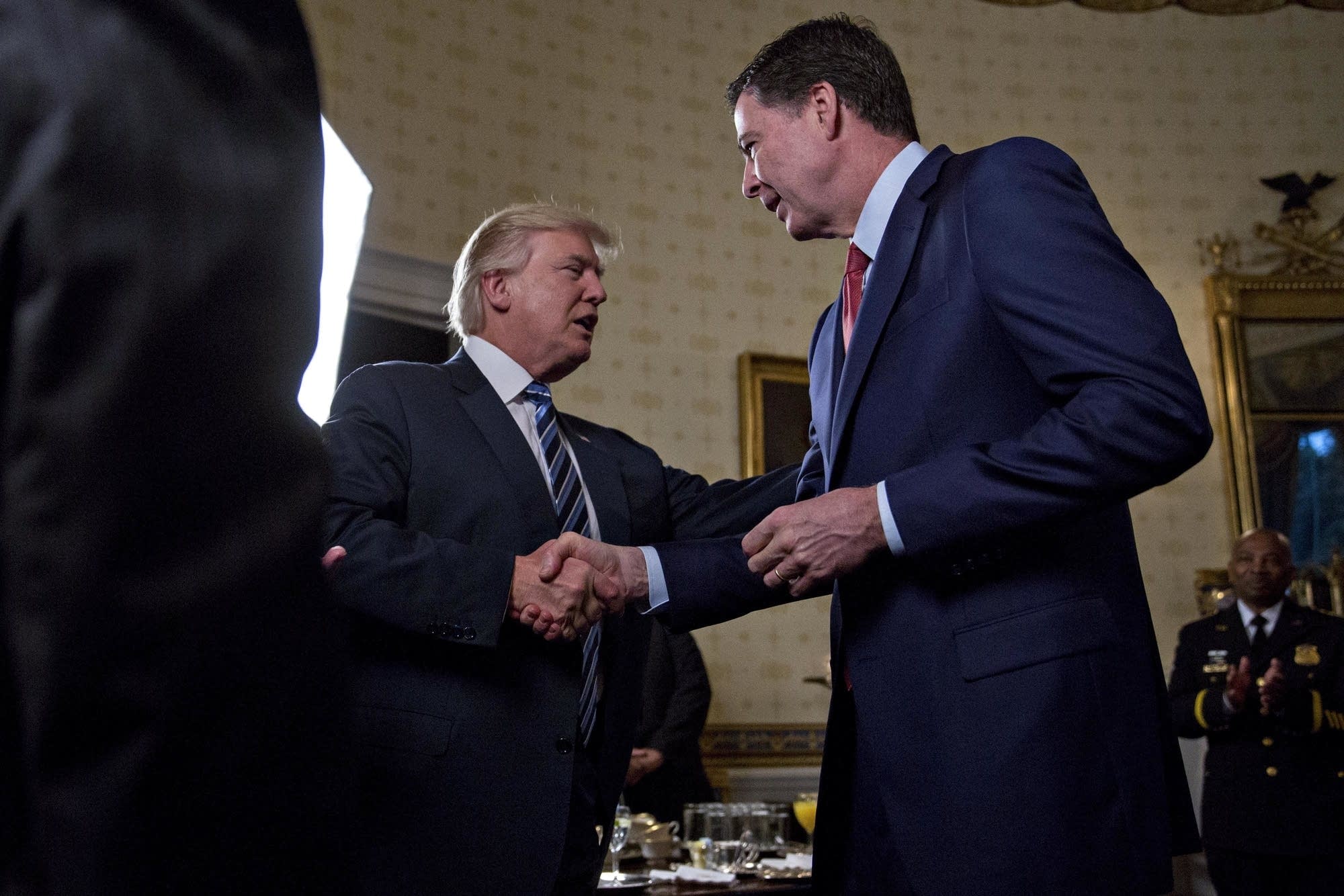 Senator: Hire Comey to lead Senate panel's probe into Russia ties