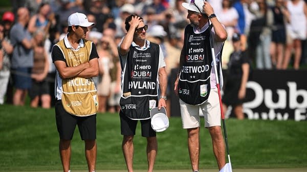 Across the U.S., the national average fee for a bag, with the inclusion of tip, is $113 for an adult caddie and $86 for a youth caddie.