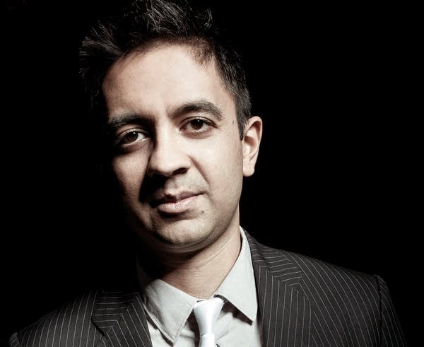 Pianist, composer, and educator Vijay Iyer