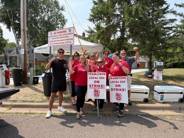 Workers on a picket line