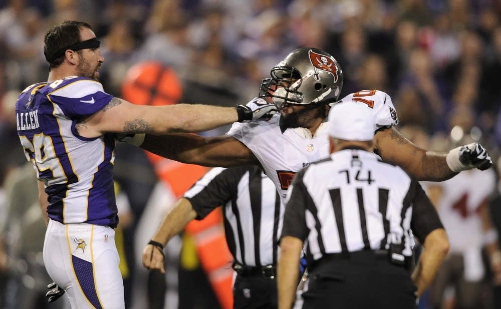 Tampa Bay Buccaneers v Minnesota Vikings