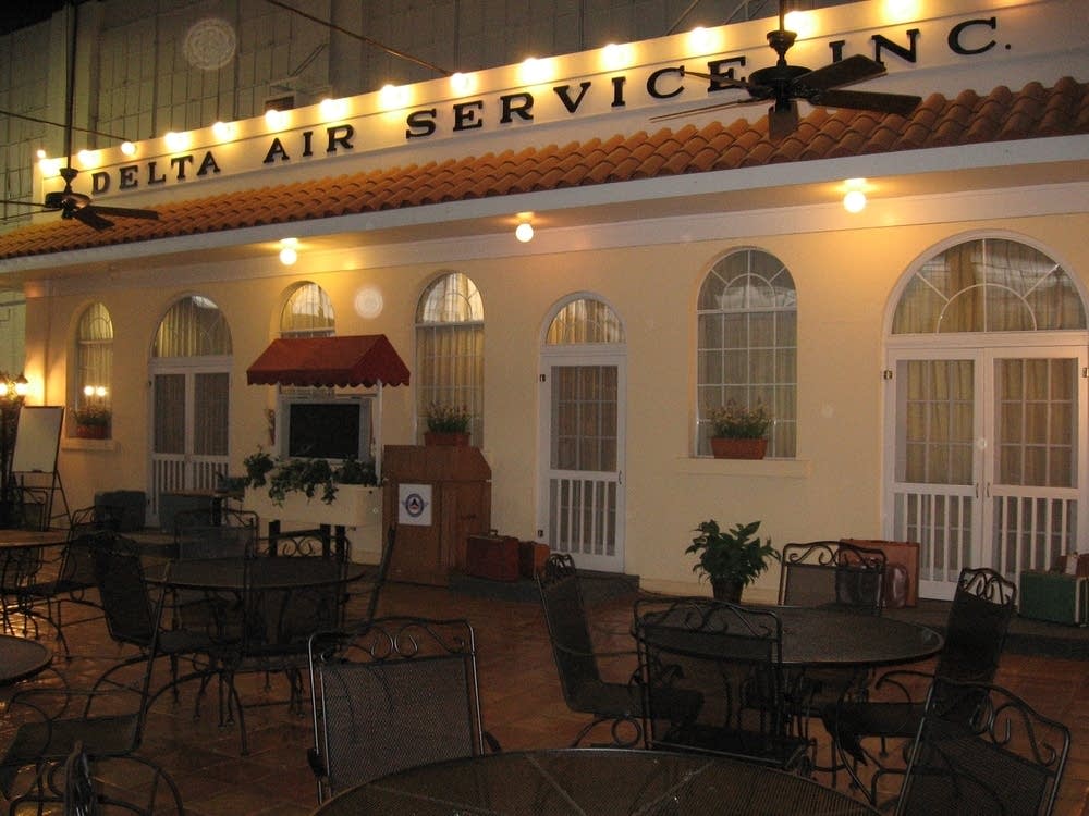 Delta replica