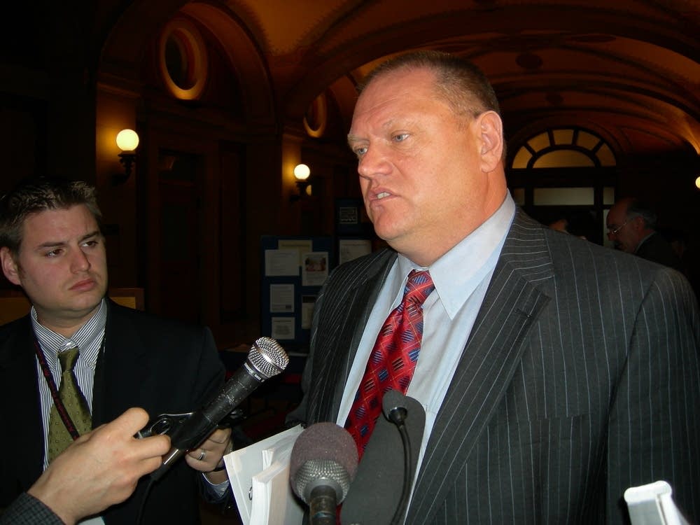 Sen. Tom Bakk