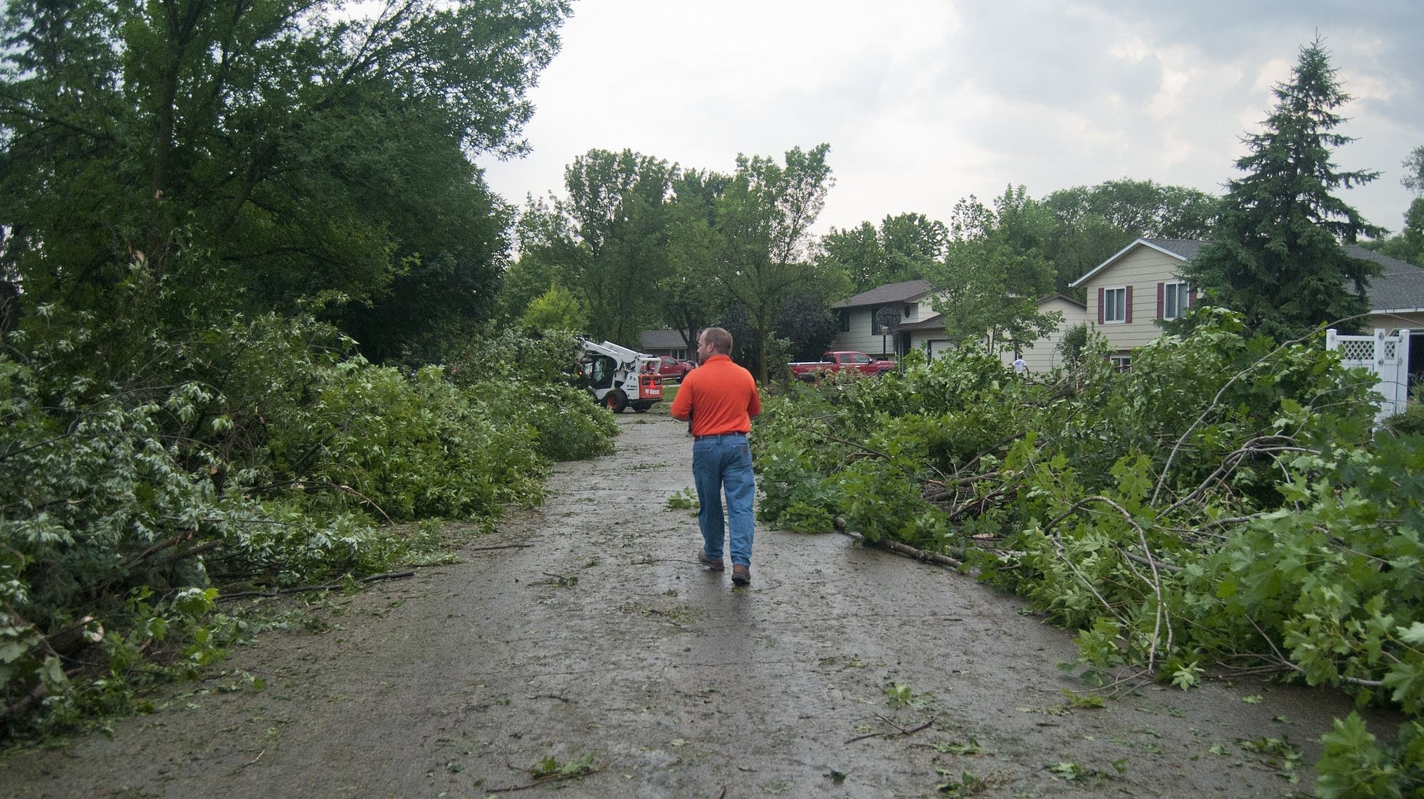 Flooding worries ebb as Minnesota tallies tornado damage | MPR News