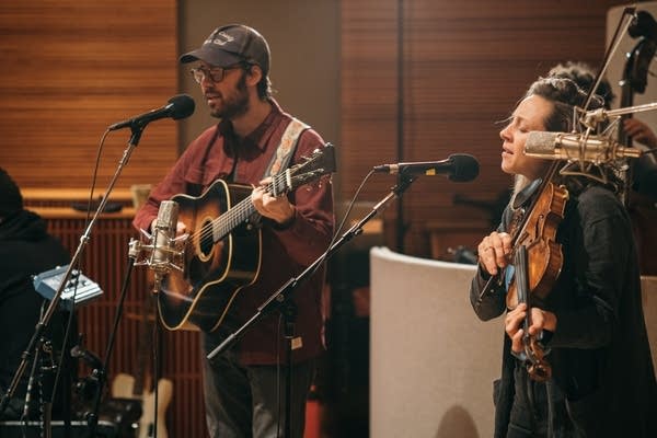 Mandolin Orange perform in the studio