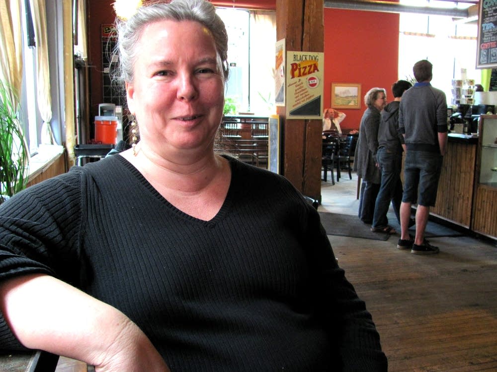 Sara Remke, Black Dog Cafe owner