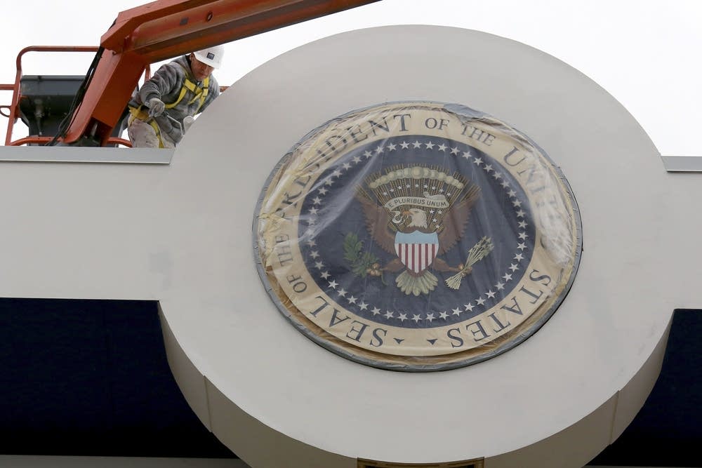 Touching up the presidential viewing stand