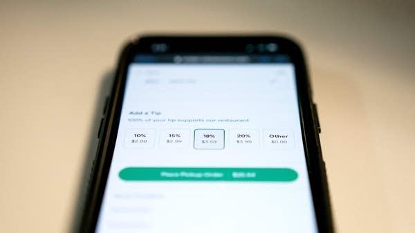 To tip or not to tip?