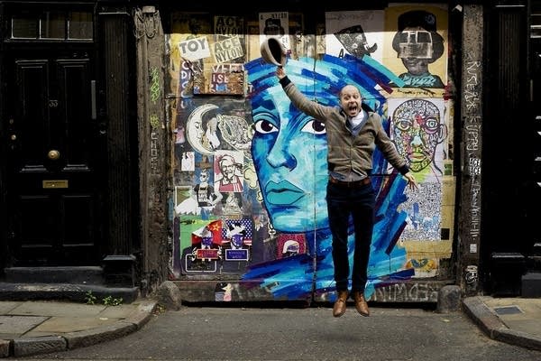 Harpsichordist Mahan Esfahani honors Bach on latest recording