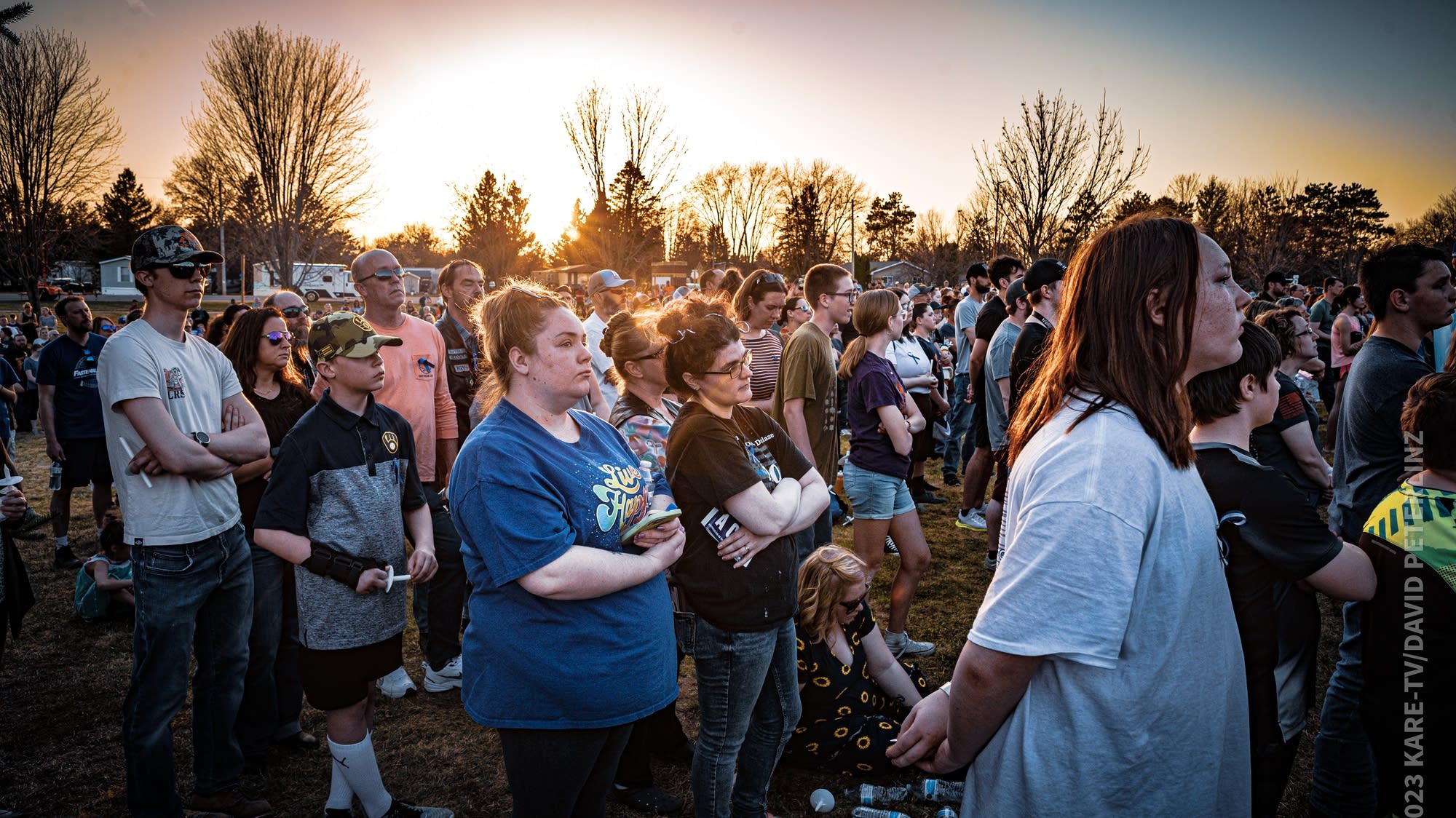 Fallen Wisconsin police officers remembered at candlelight vigil - Vimarsana News