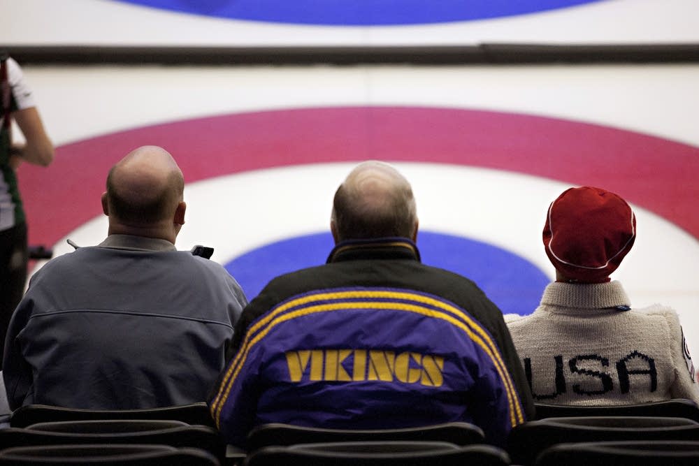 Curling fans