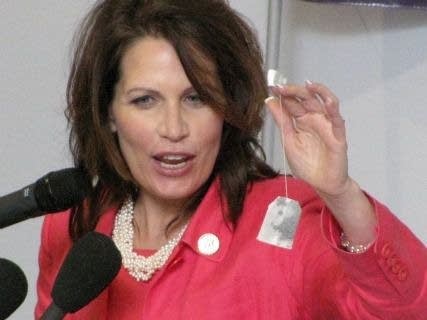Warm New Hampshire reception buoys Bachmann
