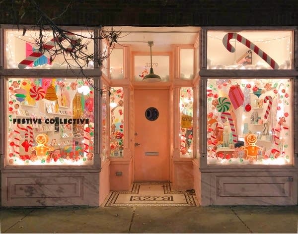 There’s no place like a party store for the holidays