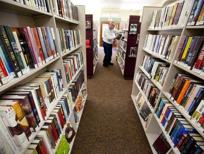 Cash-strapped Minn. cities cut library services | MPR News