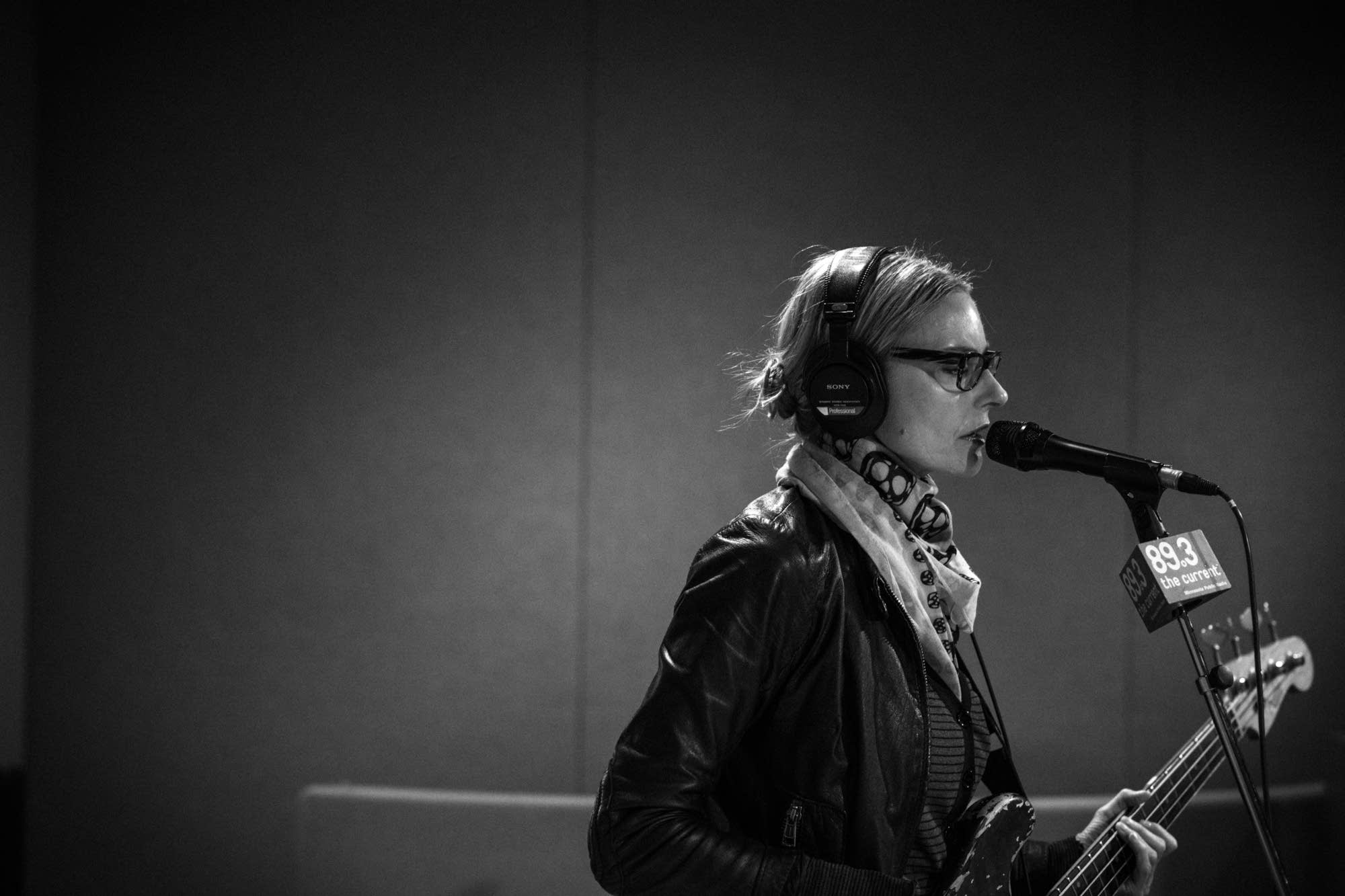 Play, image size:2000x1333