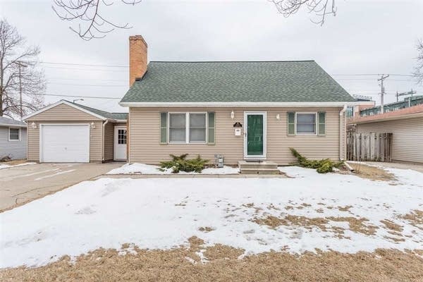 For Packers fans, it’s location, location, location