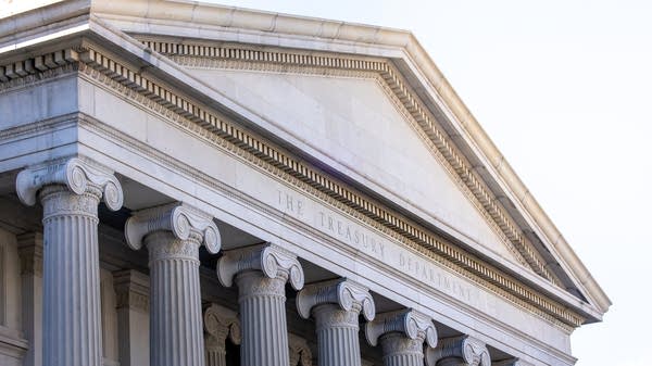 Long-term bond yields hit a long-term high