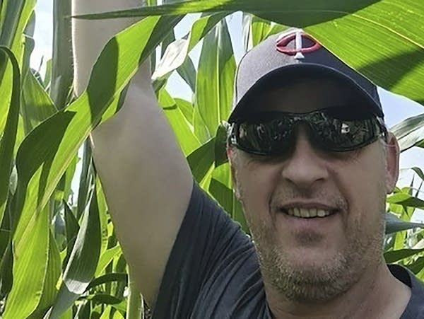As Russia tensions boil, U.S. farmer remains jailed in Ukraine