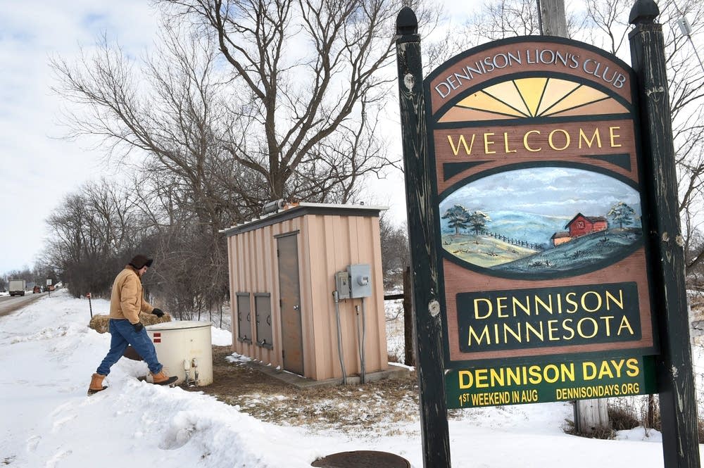 Dennison, Minn.