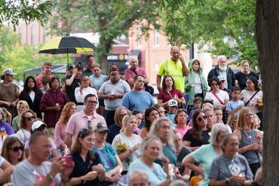 More than 200 gather in Hopkins to remember family killed in apparent murder-suicide